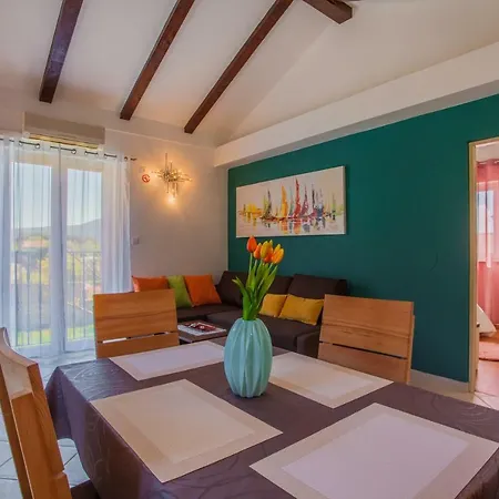 Madlen Apartment