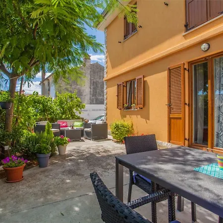 Madlen Apartamento *